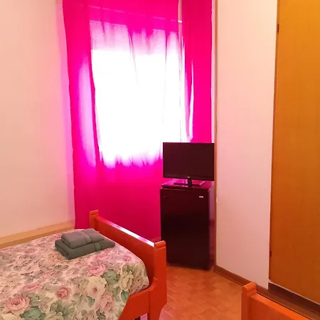 Da Lucia بيت ريفي *